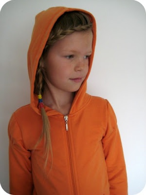 Очень симпатичная переделка рукавов Очень симпатичная переделка рукавов женские хобби,переделка рукава,полезные советы +для домашнего хозяйства,рукоделие,своими руками,шитье