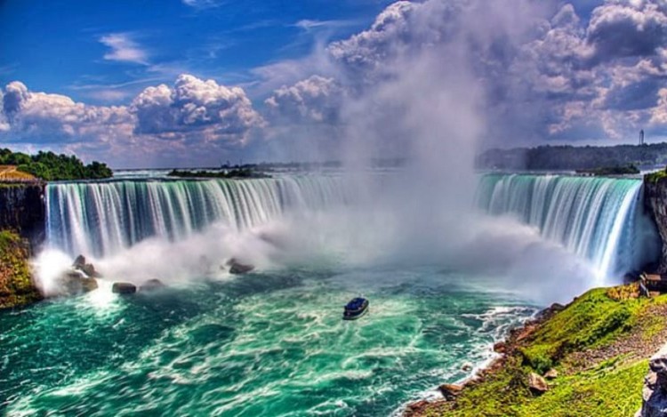 Ожидание и реальность: 15 известных мест, которые выглядят совсем не так, как на фото Ожидание и реальность: 15 известных мест, которые выглядят совсем не так, как на фото