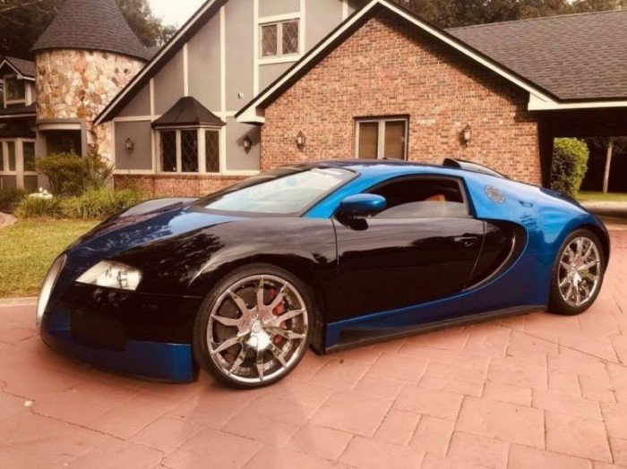 Реплику BUGATTI VEYRON  продают дешевле  оригинала в 20 раз автомобили,машины