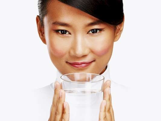 4 стакана воды после пробуждения — методика, не имеющая побочных эффектов