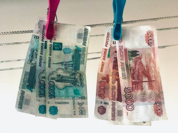С долларом всё понятно, а что ждёт рубль?