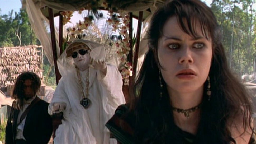 Кадр из фильма "Остров доктора Моро" (1996)