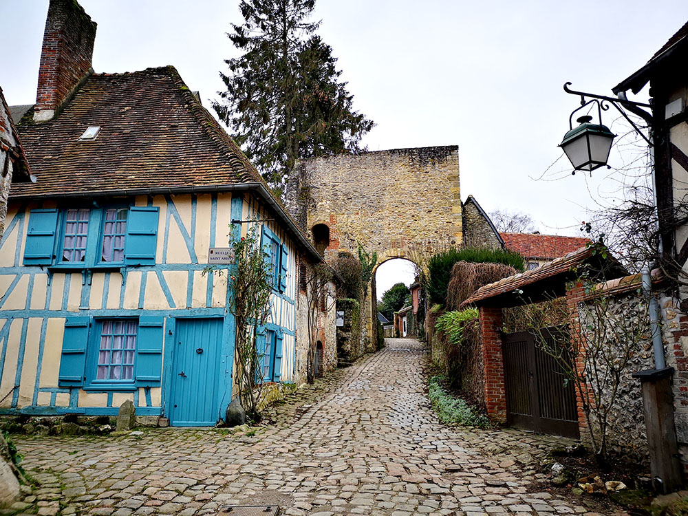 Жерберуа  – деревня роз в Пикардии авиатур