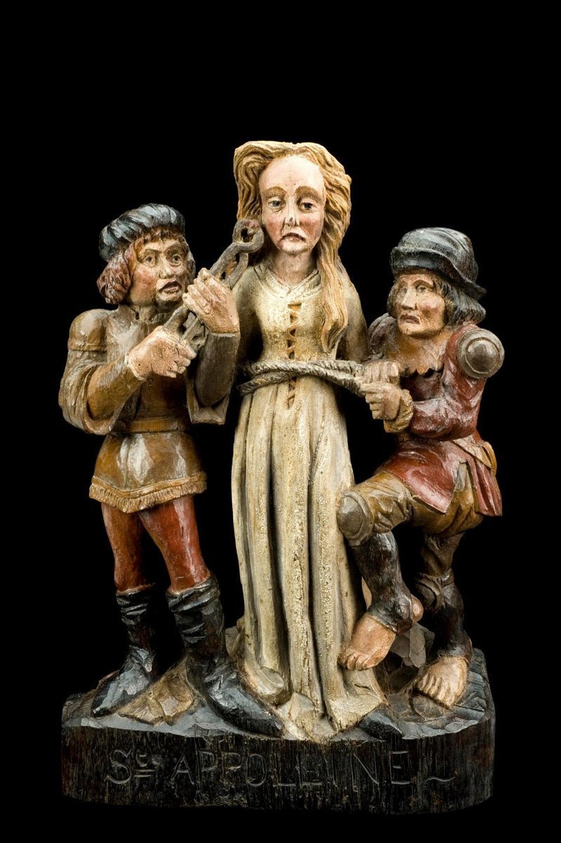  Резная деревянная фигура Св. Аполлонии в мире, зубы, искусство, люди, медицина, стоматология