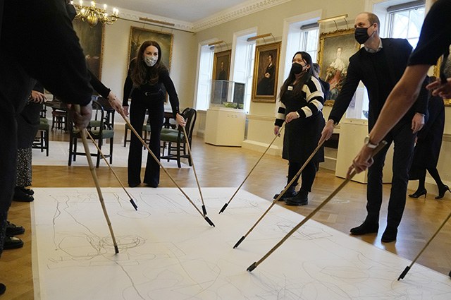 Кейт Миддлтон и принц Уильям вернулись к королевским обязанностям после каникул Монархии