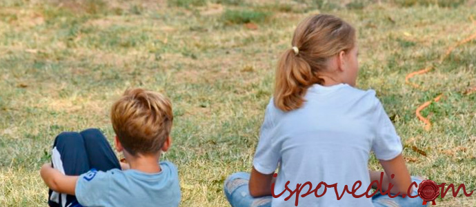 ненавижу младшего брата