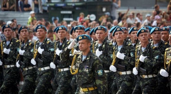 Россия содрогнется от хохота: эксперт с иронией о военном параде в Киеве 