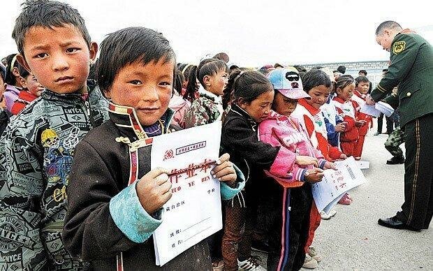 Начальная школа в Пхумачангтанг, Тибете считается самой высокой школой в мире.
