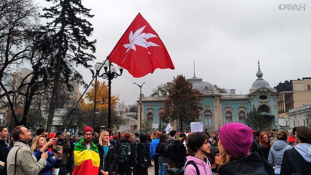 Киевские растаманы провели «Конопляный марш свободы»