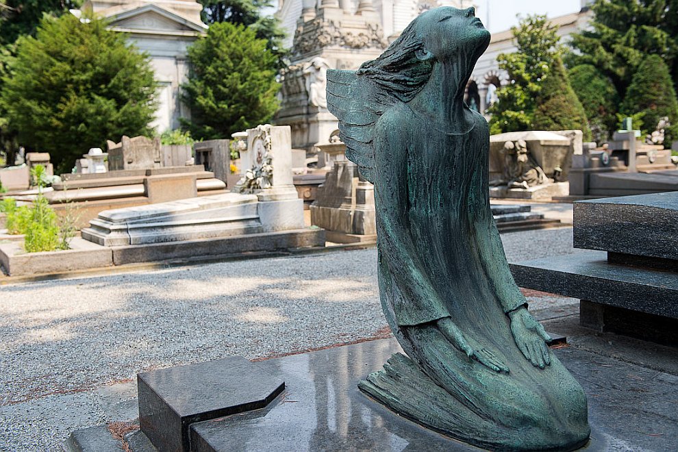 Прогулка по одному из самых красивых кладбищ в Европе Прогулка по одному из самых красивых кладбищ в Европе Европа
