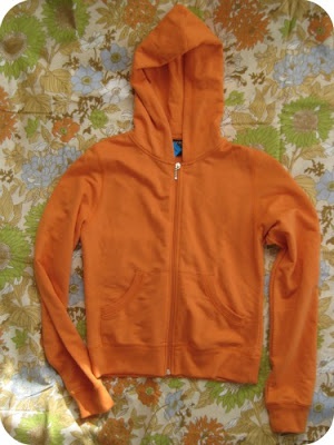 Очень симпатичная переделка рукавов Очень симпатичная переделка рукавов женские хобби,переделка рукава,полезные советы +для домашнего хозяйства,рукоделие,своими руками,шитье