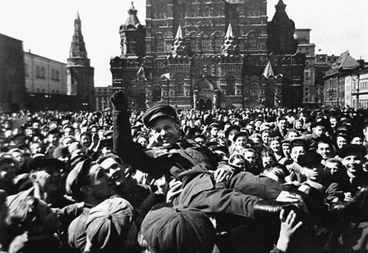 День Победы: как его праздновали в СССР 9 мая 1945 года 