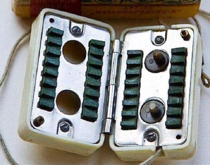 Дюжина предметов быта времен СССР Дюжина предметов быта времен СССР