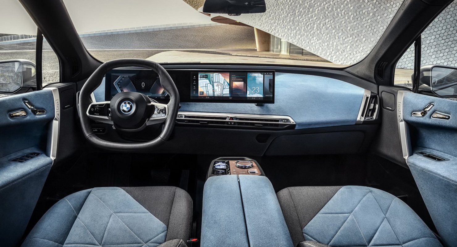 В BMW рассказали о моторе нового электрического кроссовера BMW iX Автомобили