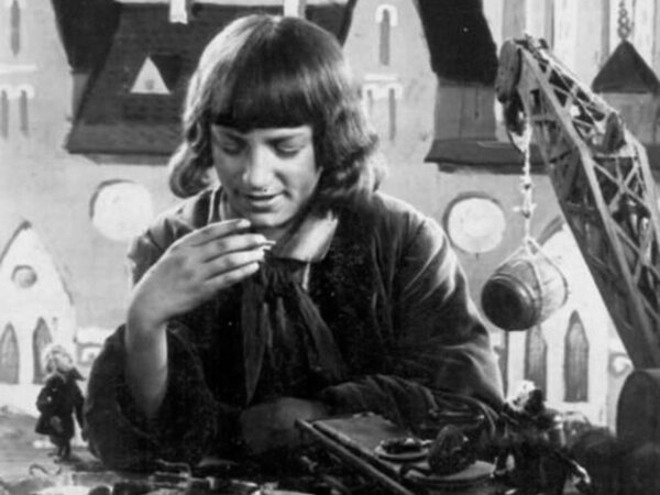 Героическая гибель Владимира Константинова - исполнителя роли Гулливера в фильме "Новый Гулливер" Героическая гибель Владимира Константинова - исполнителя роли Гулливера в фильме "Новый Гулливер" актер,наши звезды,фильм,шоубиz,шоубиз