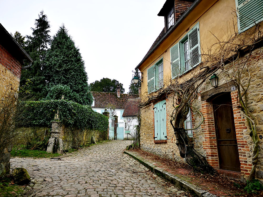 Жерберуа  – деревня роз в Пикардии авиатур