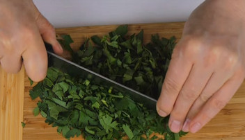 Вот как нужно готовить салат с кабачками... Эта заправка свела меня с ума!