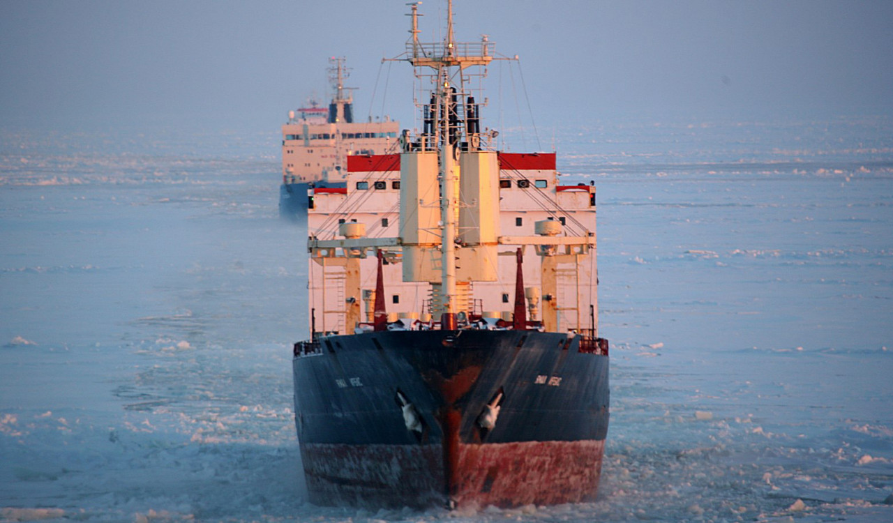 Александр Перенджиев: Шумиха вокруг Украины создана для отвлечения России от атак США в Арктике