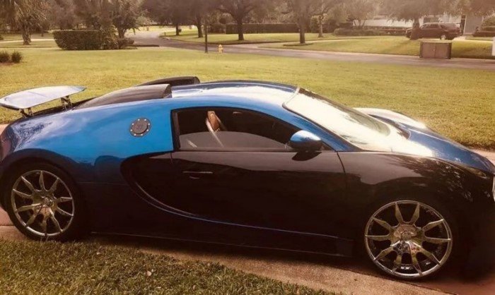 Реплику BUGATTI VEYRON  продают дешевле  оригинала в 20 раз автомобили,машины