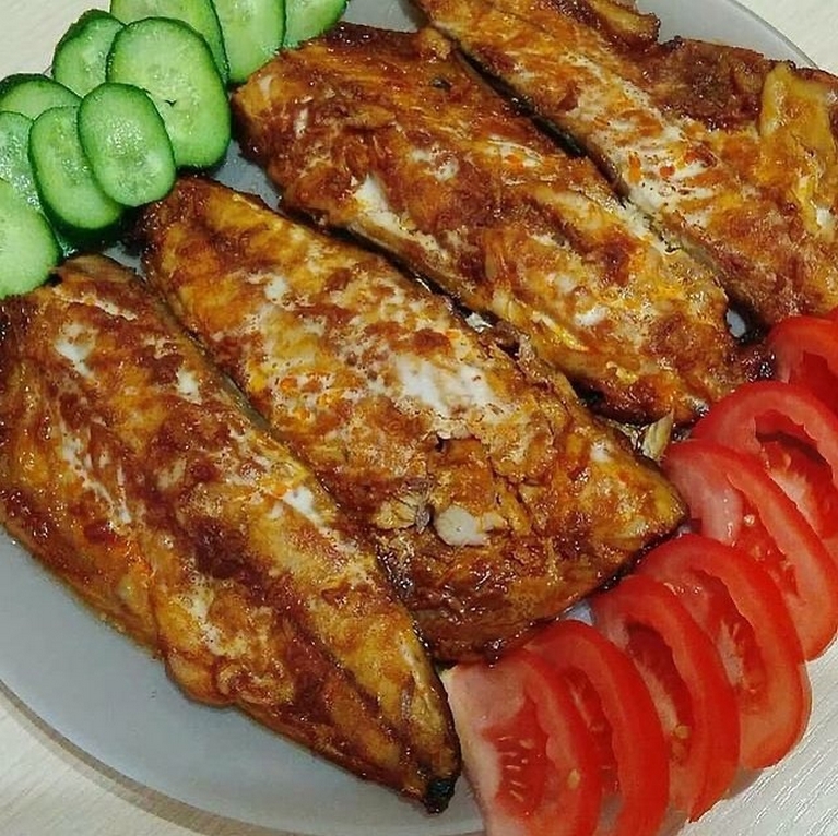 Невероятно вкусная скумбрия в духовке