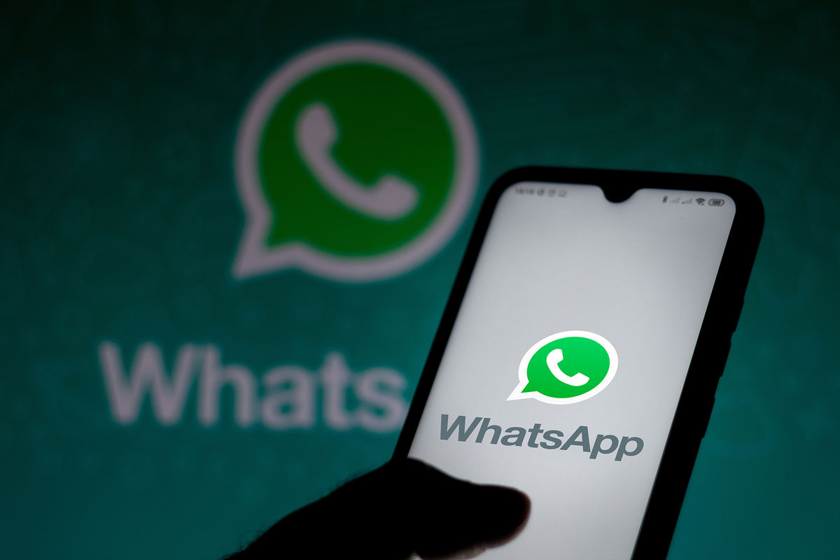 Apple удалила сервисы WhatsApp и Threads из AppStore на территории Китая