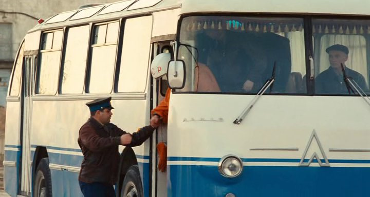 ЛАЗ-695Б: Первый в космосе, или автобус для Гагарина видео,машины