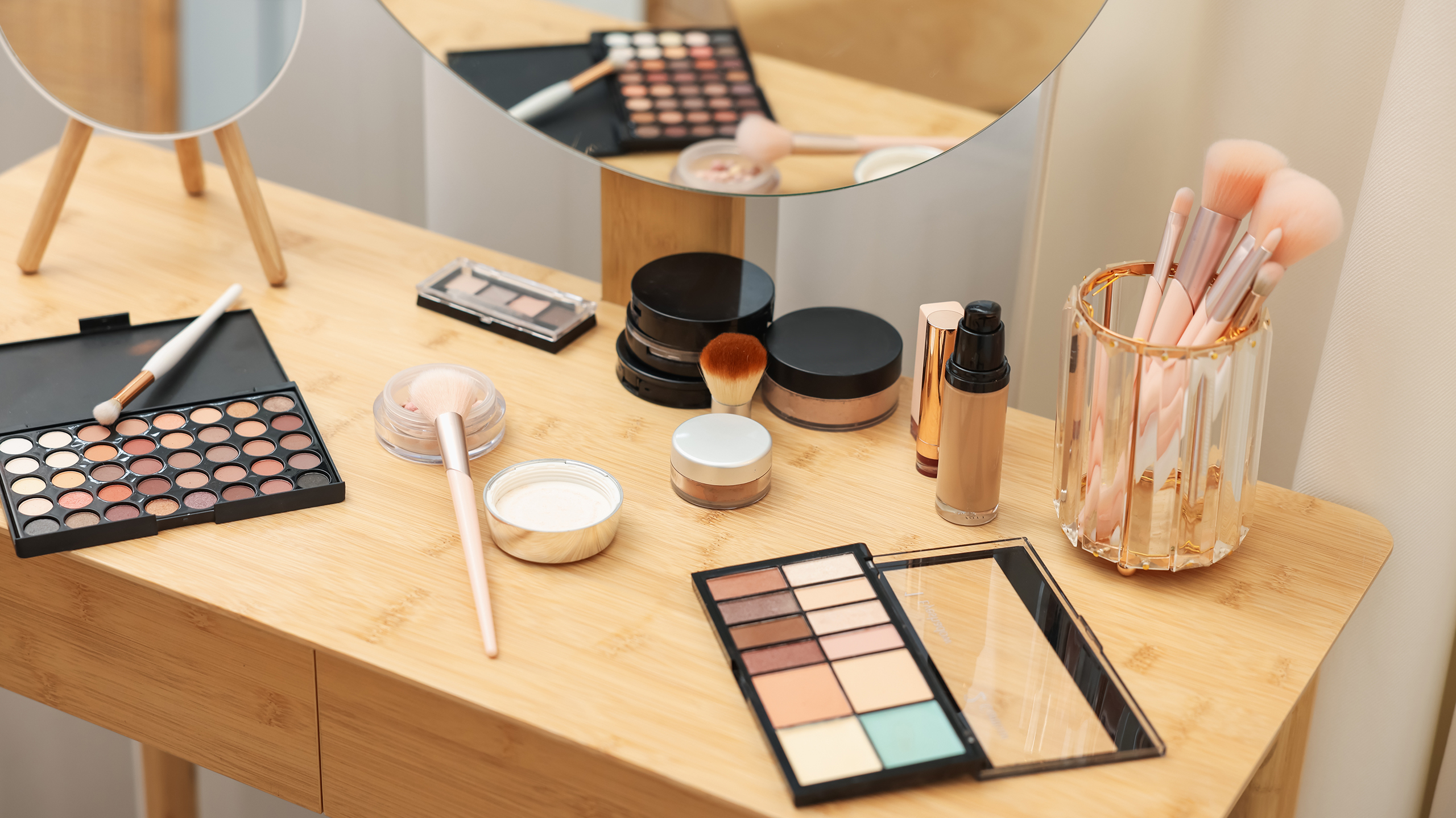 Почему нефть называют черным золотом: 7 интересных фактов нефть, нефти, Нефть, нашей, делают, является, сырье, переработки, около, которое, нефтяные, множество, древней, вещество, которых, мазут, используют, входят, компоненты, состав