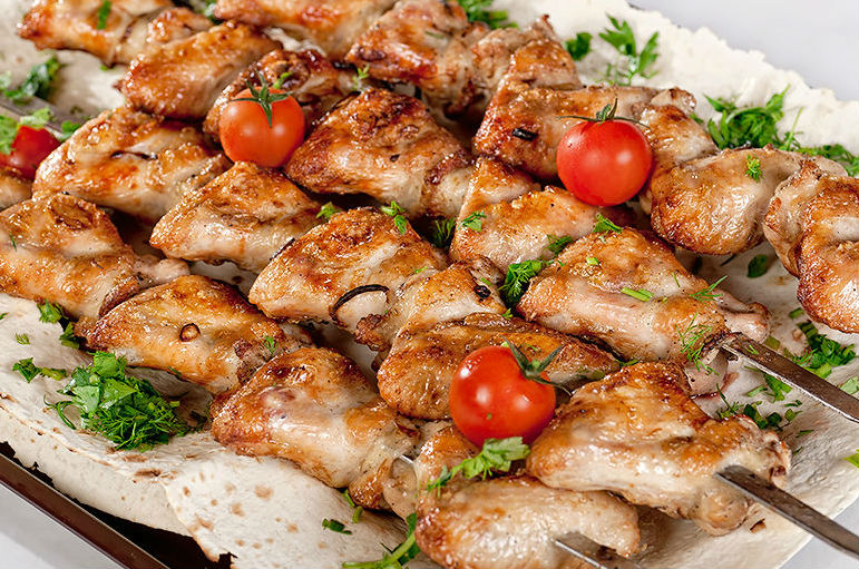 Шашлык из курицы и самый вкусный маринад для него: рецепты маринадов, которые сделают мясо сочным