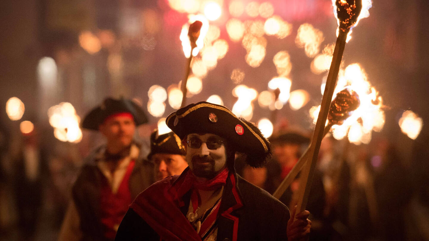 Где отмечают Новый год не 31 декабря Новый, праздник, отмечают, января, принято, время, только, праздника, отмечается, можно, когда, который, больше, другие, зимой, никто, традиции, является, Главное, здесь