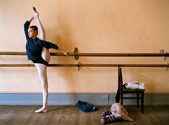 Ученики балетной школы в фотографиях Rachel Papo. Каждодневный труд через боль и отчаяние Ученики балетной школы в фотографиях Rachel Papo. Каждодневный труд через боль и отчаяние