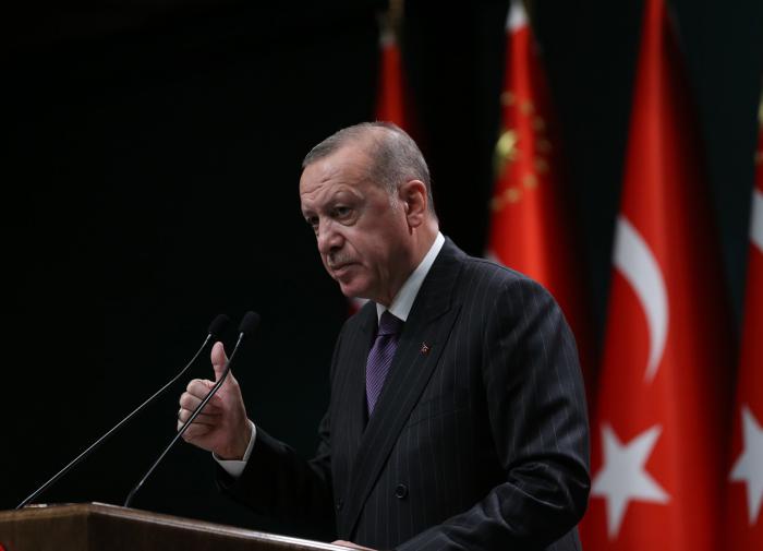Турция: Зеленский хочет поговорить с Путиным в Стамбуле или в Анкаре