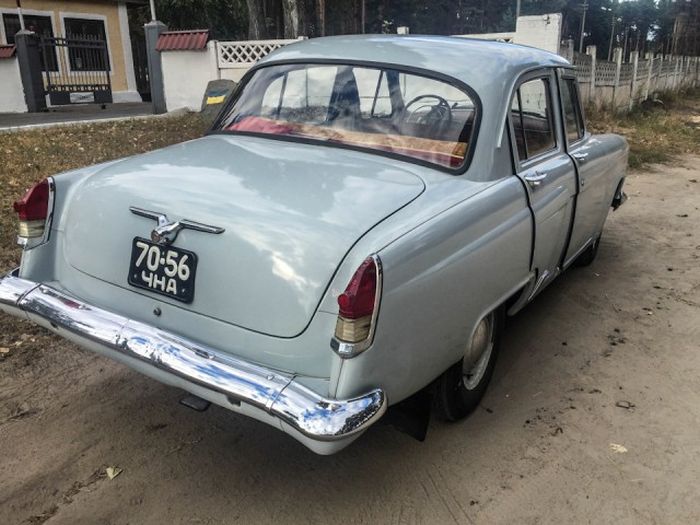 Прекрасно сохранившаяся ГАЗ-21 «Волга» 1962 года выпуска (20 фото)