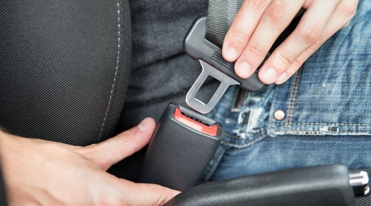 Пассажиры на заднем сиденье в ДТП рискуют больше