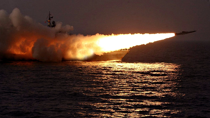 "РУССКИЕ ВЕЛИКАНЫ-ОБЖОРЫ ОБГОНЯЮТ!": АМЕРИКАНСКИЕ ГЕНЕРАЛЫ КРИЧАТ И ПЛАЧУТ