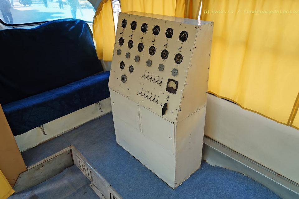 ЛАЗ-695Б: Первый в космосе, или автобус для Гагарина видео,машины