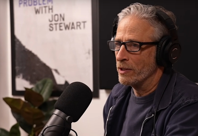 Джоан Роулинг обвинили в антисемитизме из-за гоблинов, управляющих банком "Гринготтс" Джоан Роулинг обвинили в антисемитизме из-за гоблинов, управляющих банком "Гринготтс" Новости