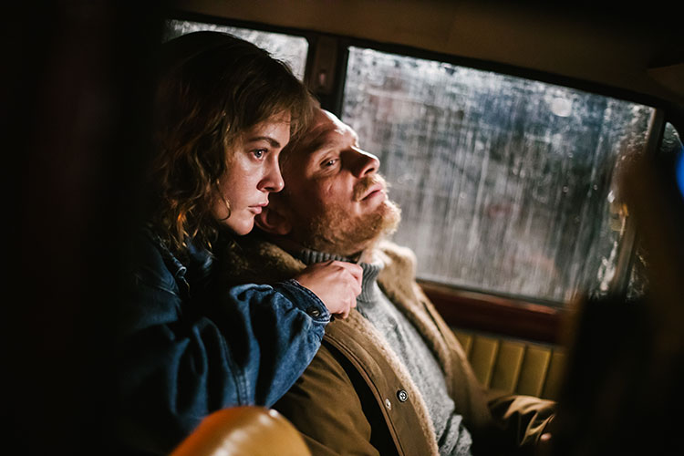 Юлия Снигирь и Аглая Тарасова на первых кадрах со съемок триллера "Казнь" Юлия Снигирь и Аглая Тарасова на первых кадрах со съемок триллера "Казнь" Кино,Сериалы