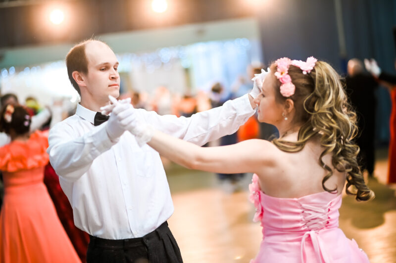 В Твери состоится Межрегиональный фестиваль бальных танцев