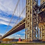 Нью-Йоркский мост зарабатывает миллиарды долларов