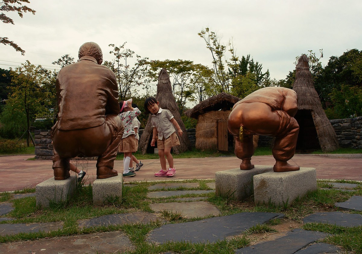 памятники в южной корее