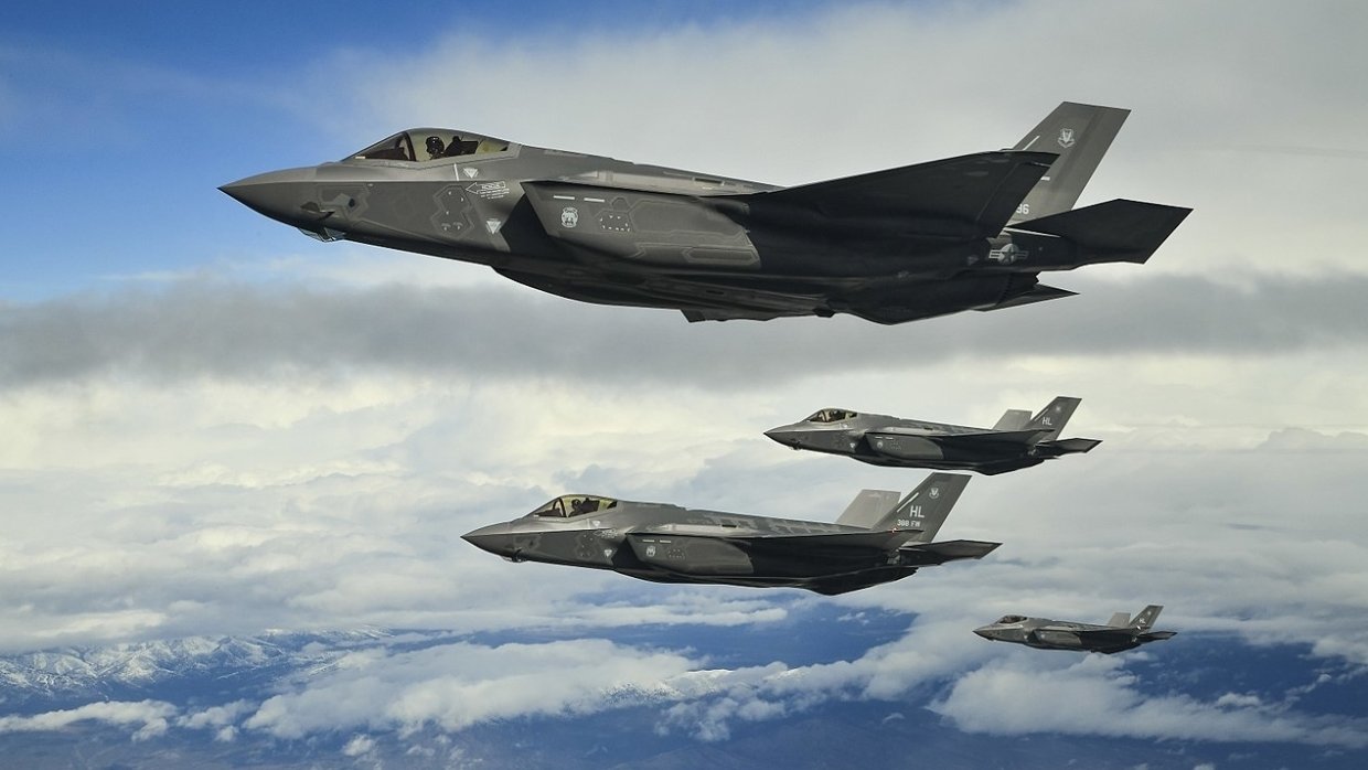 В США решили отложить масштабное серийное производство F-35
