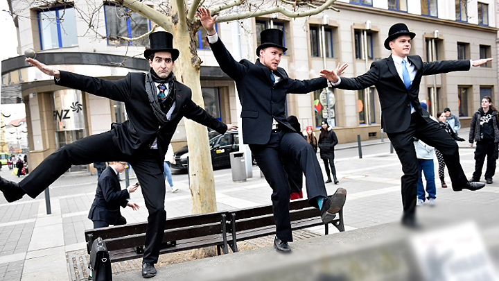 ДЕСЯТЬ ОЛИГАРХОВ, УКРАВШИХ У РОССИИ БУДУЩЕЕ