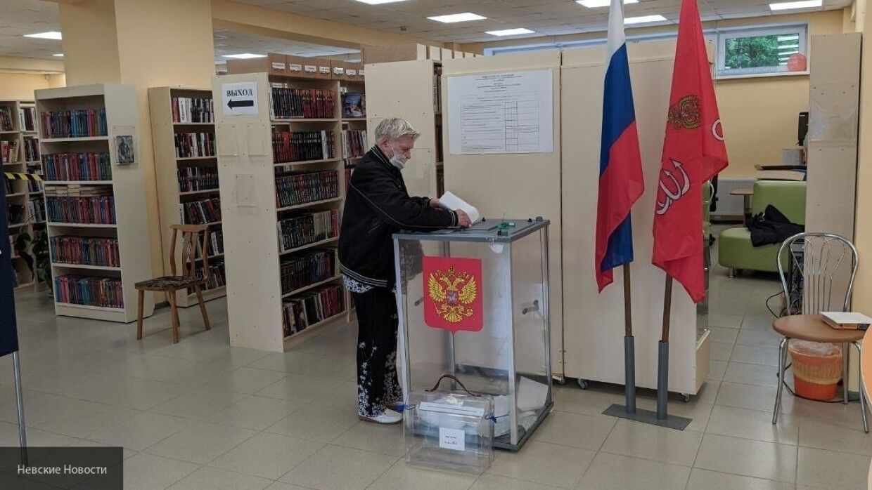 избирательный участок в школе. информ уик в москве. нарушения на выборах. избирательный участок выборы мэра москвы. голосование на выборах москва 2023.