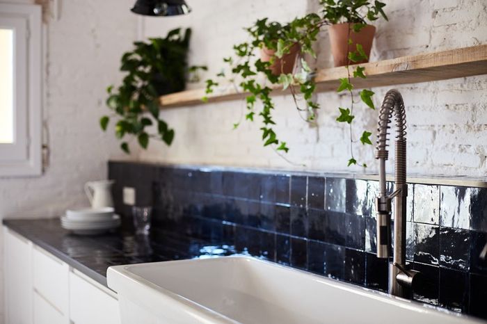 Очаровательная современная квартира с винтажными фактурными акцентами винтаж