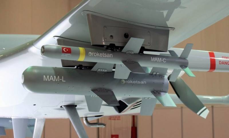 Турецкий ударный беспилотник Bayraktar TB2 Турецкий ударный беспилотник Bayraktar TB2 оружие