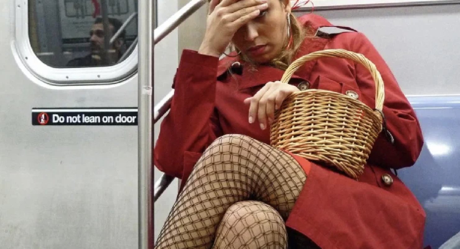 Много смеха в общественном транспорте