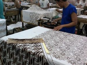 Здесь делают ткани для султанов: батиковая мастерская на острове Ява | Ярмарка Мастеров - ручная работа, handmade
