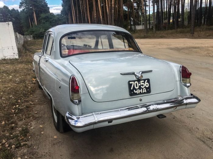 Прекрасно сохранившаяся ГАЗ-21 «Волга» 1962 года выпуска (20 фото)