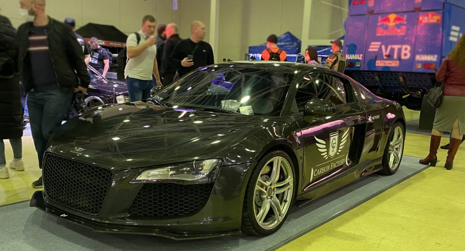 На выставке МОТОВЕСНА-2021 показали карбоновый суперкар версии Audi R8 Автомобили