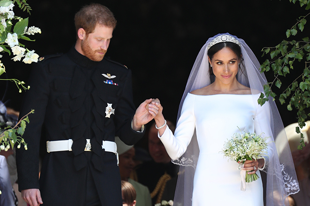 Одобрено Меган Маркл и другими: 5 фасонов свадебных платьев, которые обожают королевские невесты